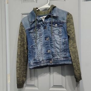 NWOT Wallflower Green Camo Denim Blue Jean Hoodie Jacket small